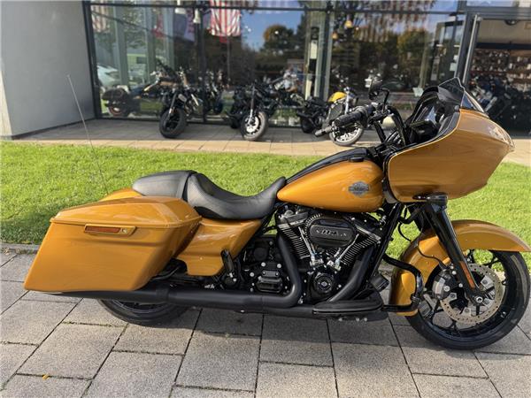 FLTRXS Road Glide Special 114 MY23