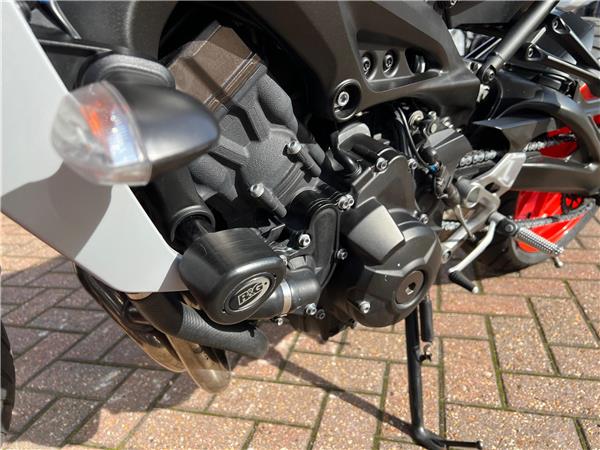 YAMAHA MT09