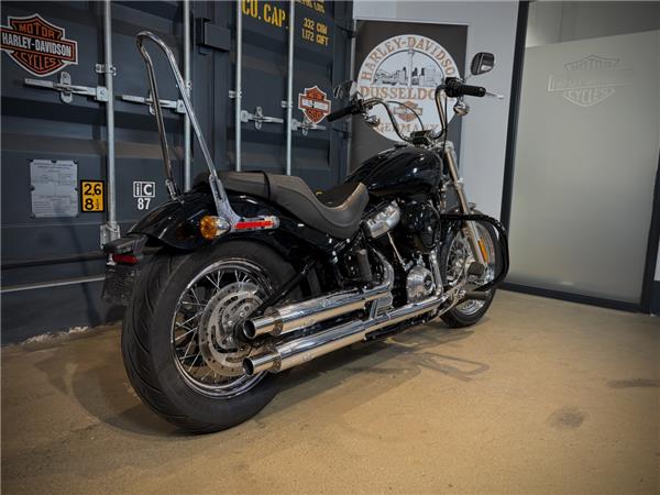 FXST Softail Standard 