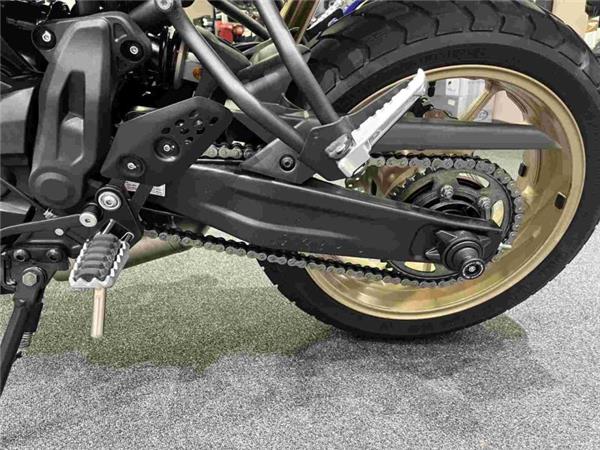 2021 Yamaha XSR 700 Xtribute Silver