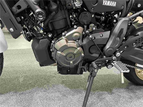 2021 Yamaha XSR 700 Xtribute Silver