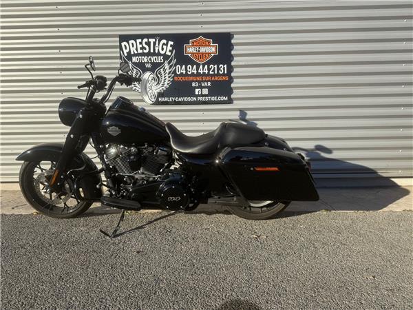 2022 HARLEY-DAVIDSON ROAD KING