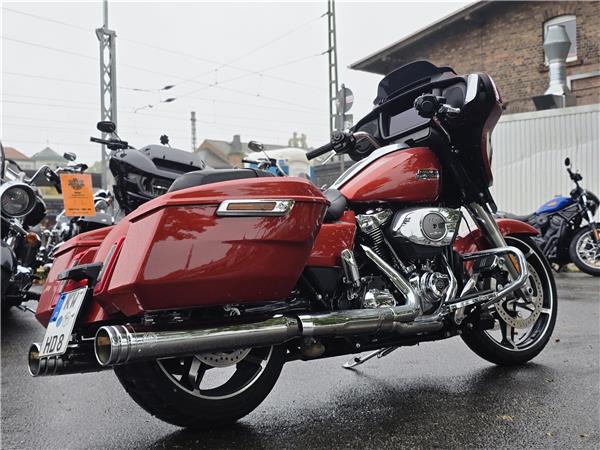 2024 Street Glide