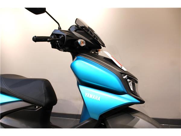 YAMAHA RAYZR 125