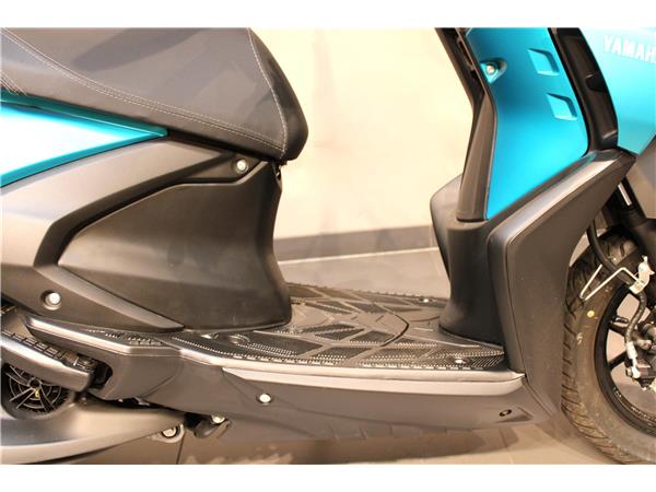 YAMAHA RAYZR 125