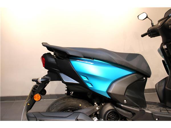 YAMAHA RAYZR 125