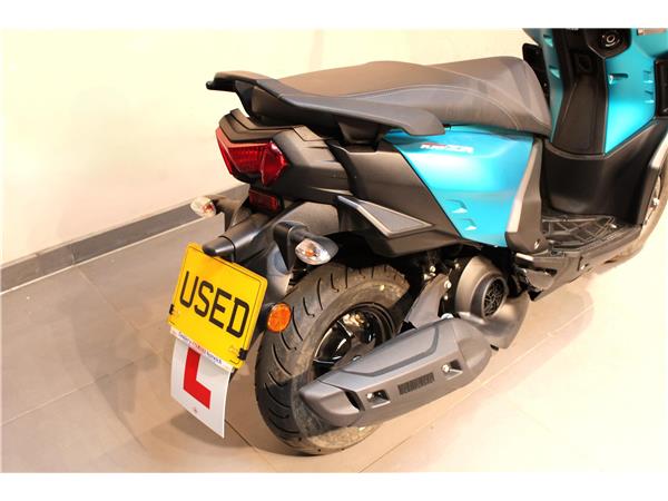 YAMAHA RAYZR 125