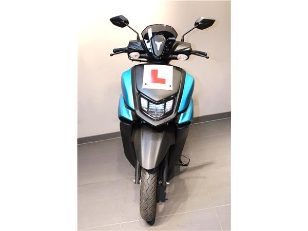 YAMAHA RAYZR 125