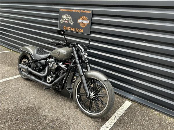 2019 HARLEY-DAVIDSON BREAKOUT