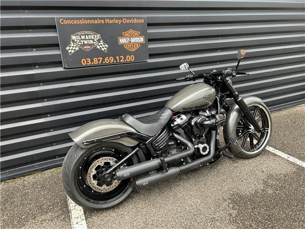 2019 HARLEY-DAVIDSON BREAKOUT