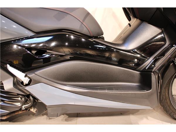 YAMAHA X-MAX 125 TECH MAX