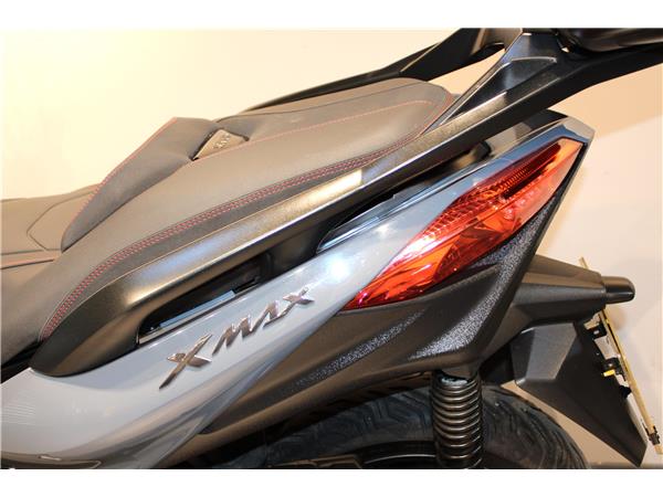 YAMAHA X-MAX 125 TECH MAX