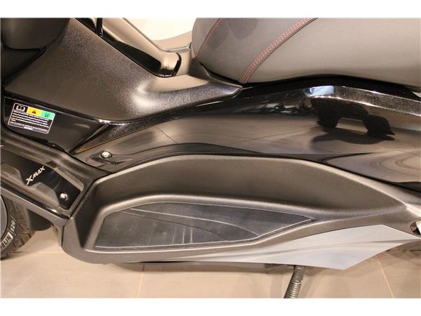 YAMAHA X-MAX 125 TECH MAX