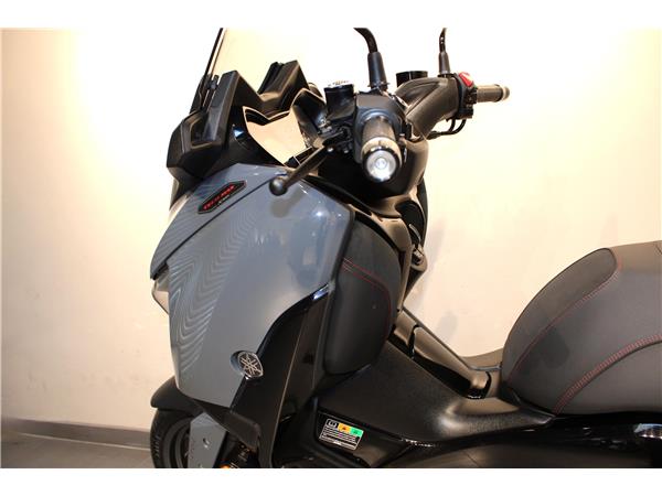 YAMAHA X-MAX 125 TECH MAX
