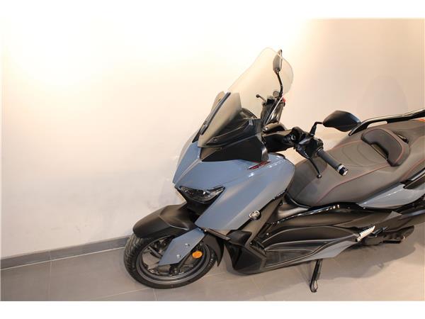 YAMAHA X-MAX 125 TECH MAX