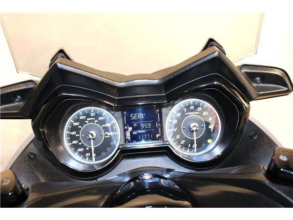 YAMAHA X-MAX 125 TECH MAX