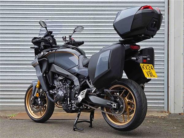2024 Yamaha Tracer 9 GT+ (MTT890D-K) Grey