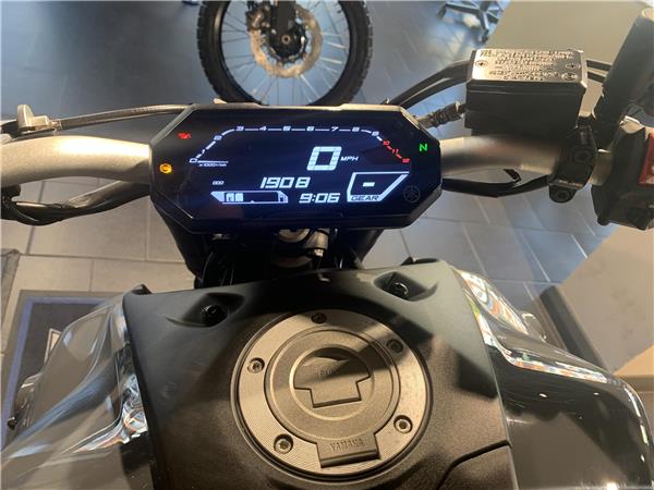 Yamaha MT07 ABS Grey only 1,900 Miles