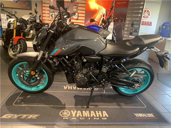 Yamaha MT07 ABS Grey only 1,900 Miles