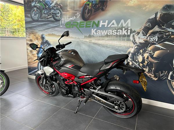 2025 Kawasaki Z900