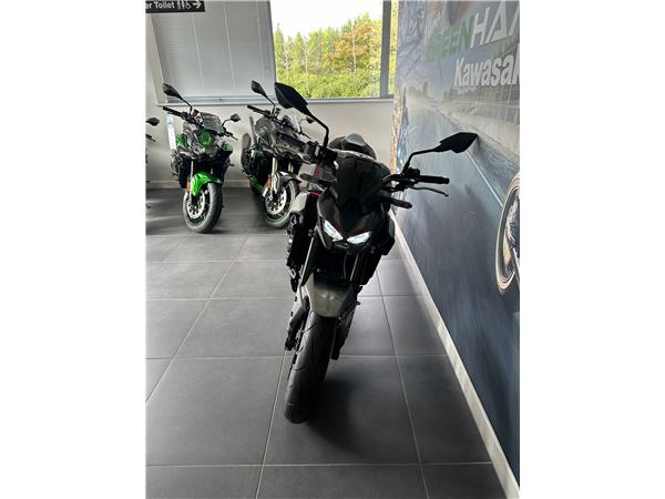 2025 Kawasaki Z900