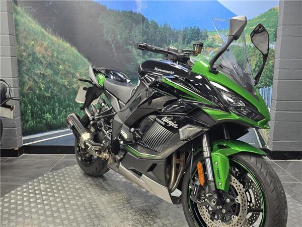 2023 Kawasaki Ninja 1000SX