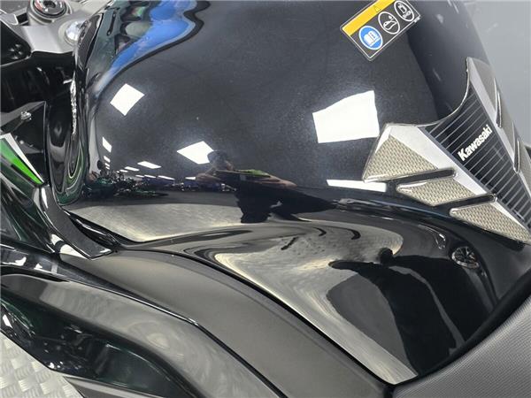 2023 Kawasaki Ninja 1000SX