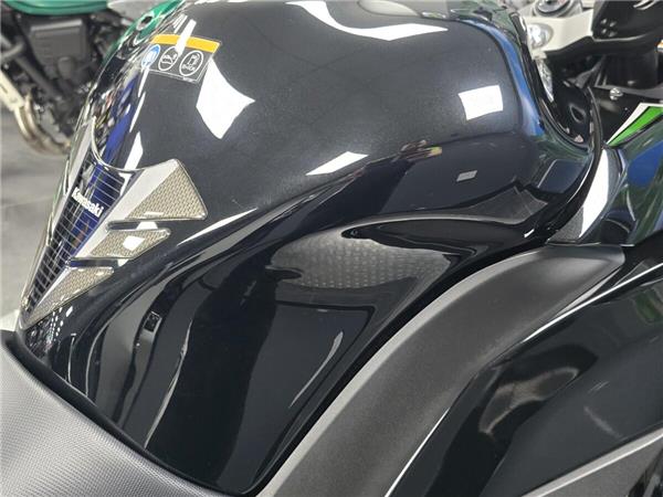 2023 Kawasaki Ninja 1000SX