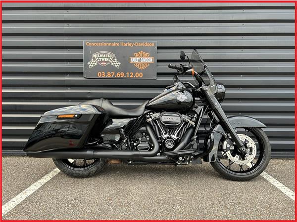 2021 HARLEY-DAVIDSON ROAD KING