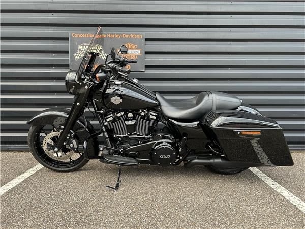 2021 HARLEY-DAVIDSON ROAD KING