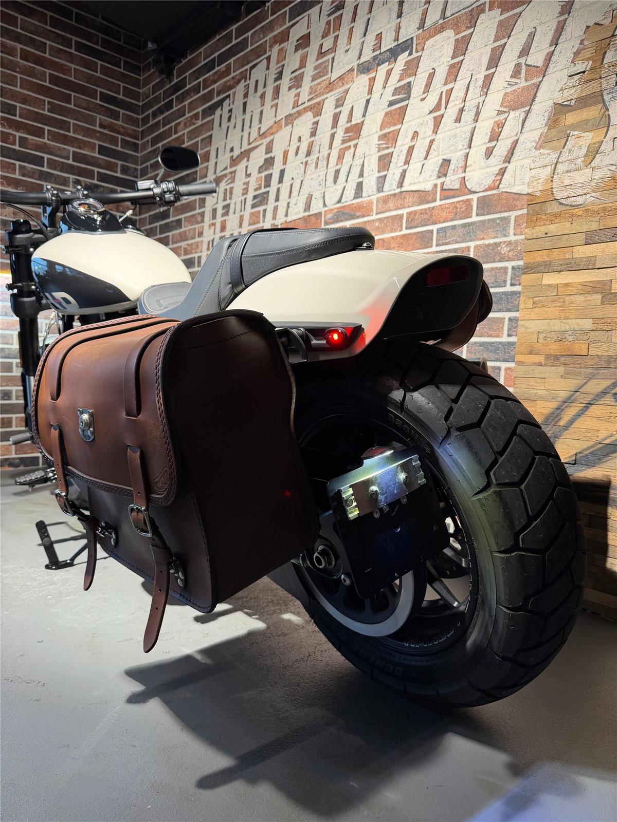 2022 harley-davidson FXFBS Fat Bob 114