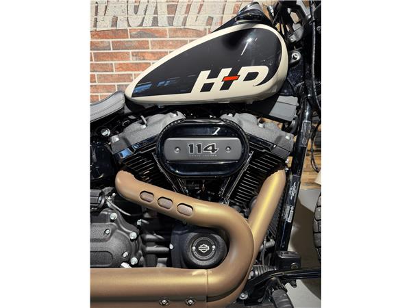 2022 harley-davidson FXFBS Fat Bob 114
