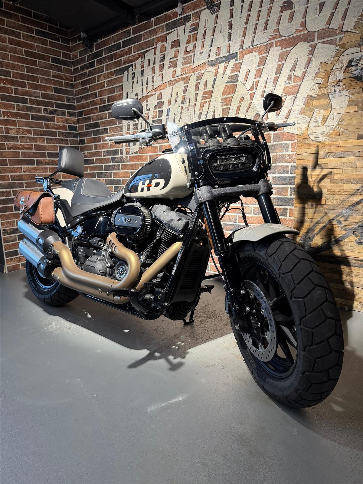 2022 harley-davidson FXFBS Fat Bob 114