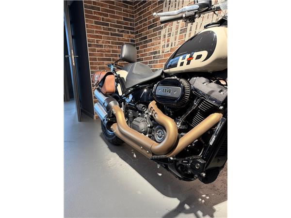 2022 harley-davidson FXFBS Fat Bob 114