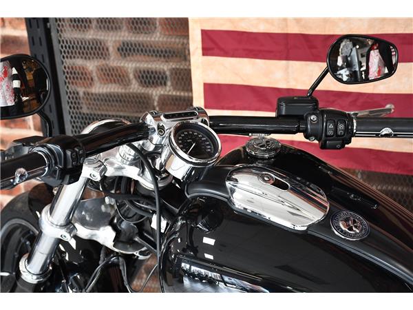 2016 HARLEY-DAVIDSON SOFTAIL FXSB BREAKOUT