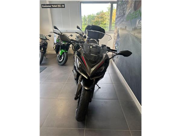 2025 Kawasaki Ninja 1100SX