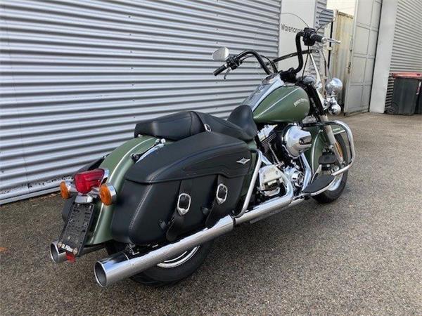 2016 Harley-Davidson Road King Classic FLHRC