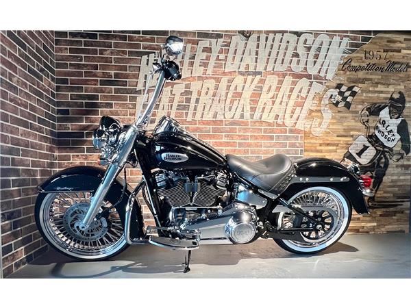 2025 harley-davidson FLHCS Heritage Classic 114