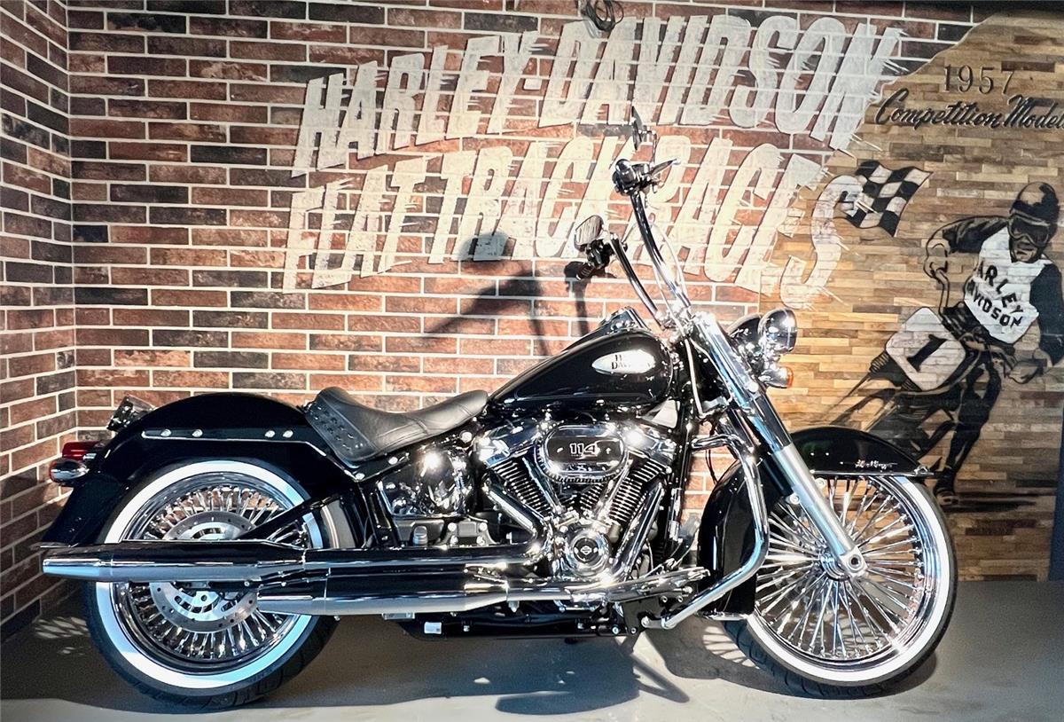 2025 harley-davidson FLHCS Heritage Classic 114