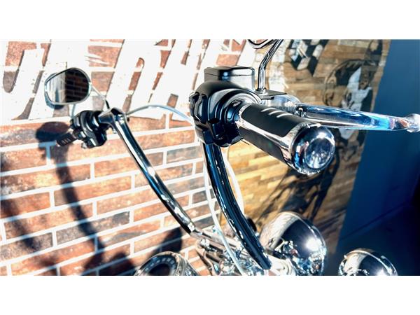 2025 harley-davidson FLHCS Heritage Classic 114