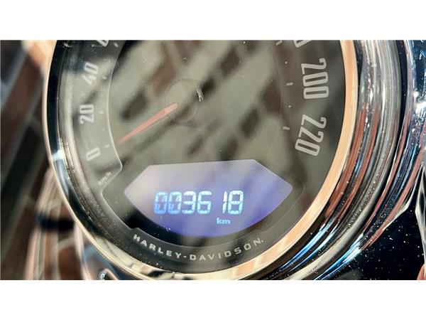 2025 harley-davidson FLHCS Heritage Classic 114