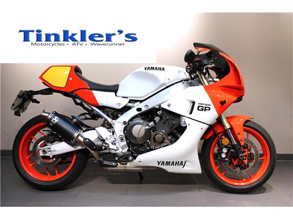 YAMAHA XSR900GP WITH FULL YAMAHA RACER PACK