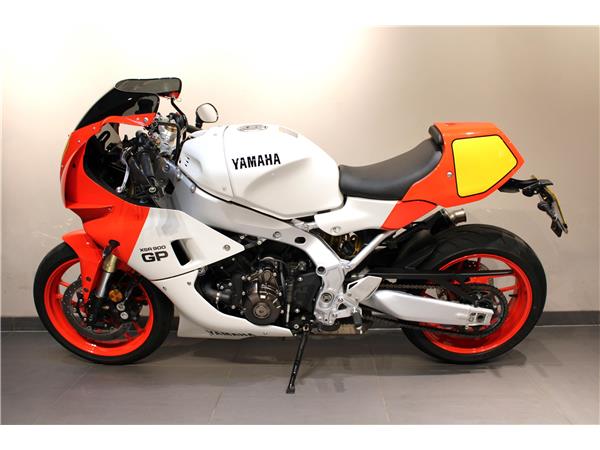 YAMAHA XSR900GP WITH FULL YAMAHA RACER PACK