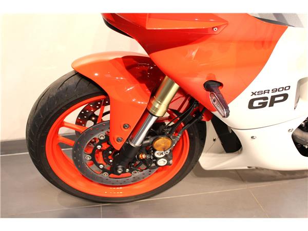 YAMAHA XSR900GP WITH FULL YAMAHA RACER PACK