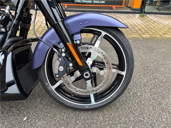 2025 HARLEY-DAVIDSON TOURING FLHX STREET GLIDE