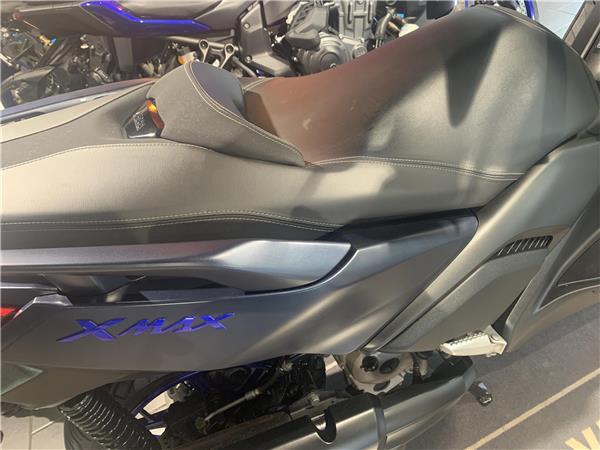 2023 Yamaha X-Max 300, Only 4,400m, 1 Owner, Heated grips.