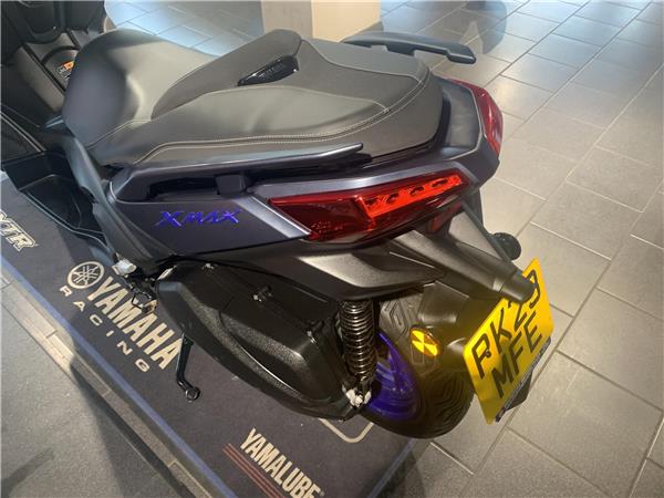2023 Yamaha X-Max 300, Only 4,400m, 1 Owner, Heated grips.