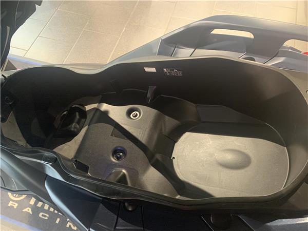 2023 Yamaha X-Max 300, Only 4,400m, 1 Owner, Heated grips.