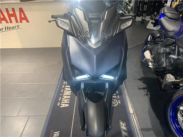 2023 Yamaha X-Max 300, Only 4,400m, 1 Owner, Heated grips.