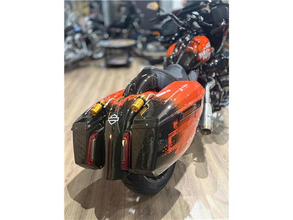 2024 CVO Road Glide ST Replica RR